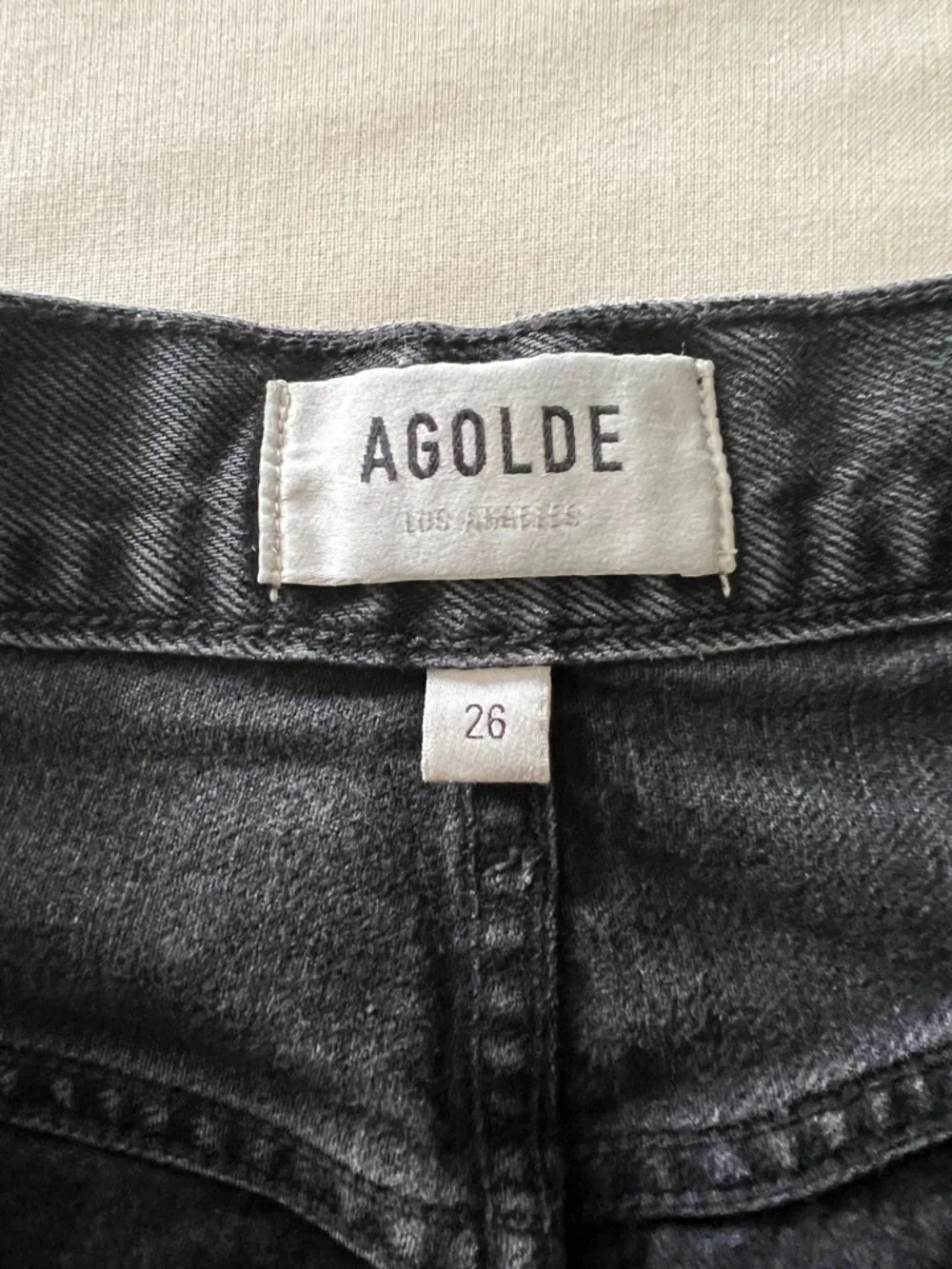 RESERVED Agolde Pinch Waist Short in Paranormal - Picture 9 of 14